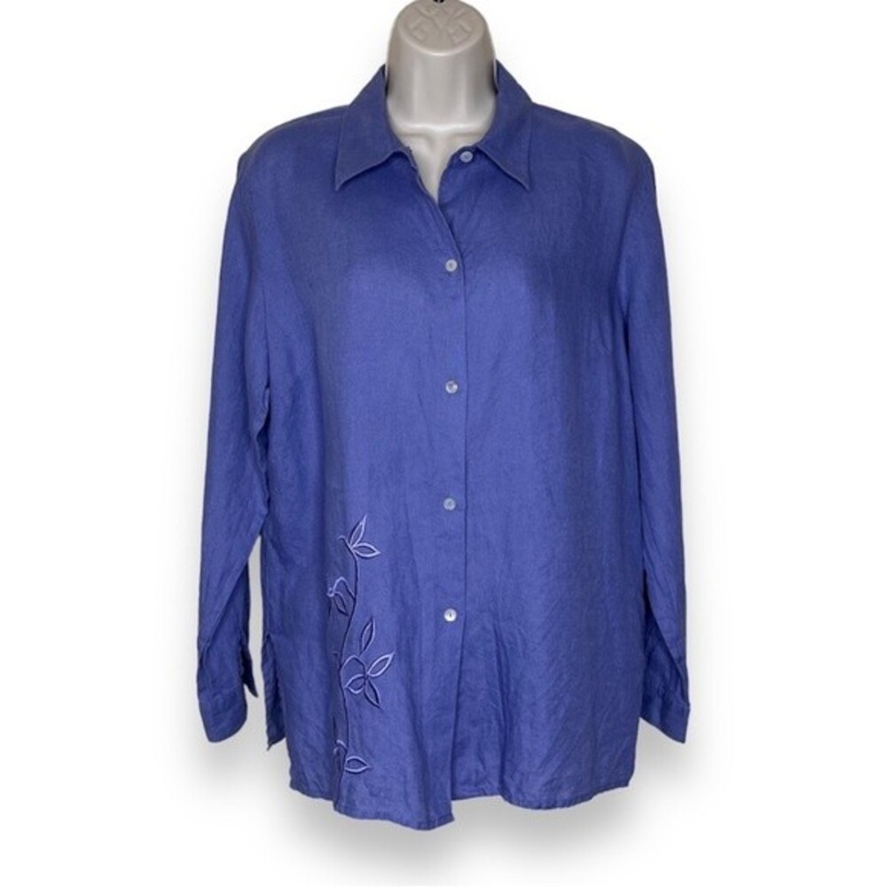 Vintage Malcolm and Co Irish Linen Embroidered Button Up Blue Shirt Women Large